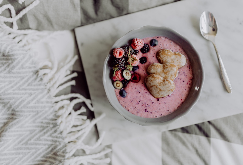 indoors, wellbeing, freshness, dairy product, kitchen utensil, raspberries, high angle view, yoghurt, close-up, no people, sweet, breakfast, eating utensil