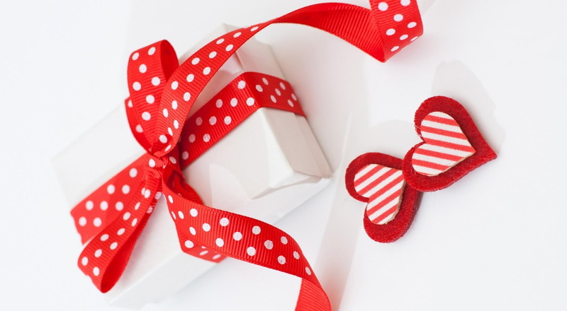 stripes, ribbon, dot, 1080P, box, gift, heart, red, polka, romantic