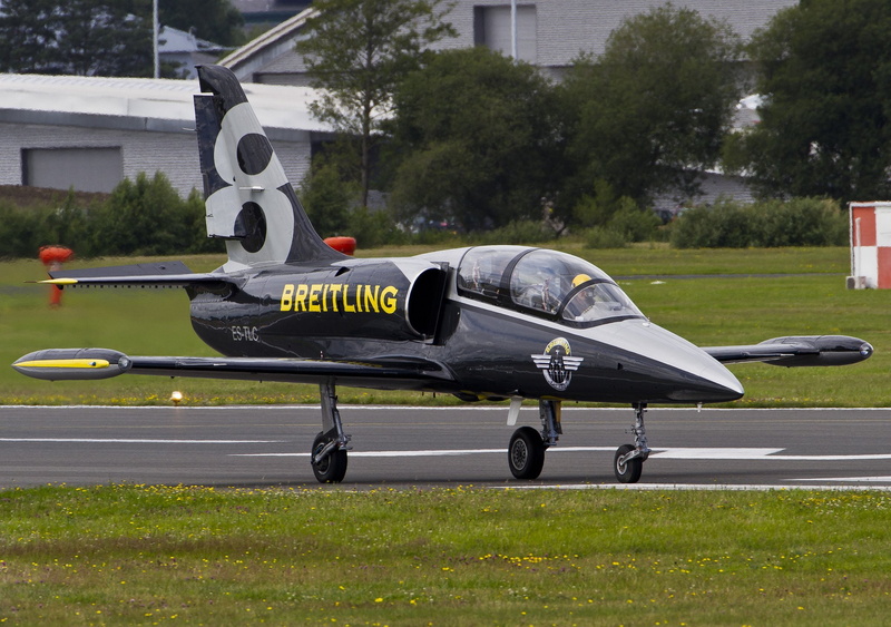 l 39, acrobatic, breitling, albatros, aero, 1080P, jet, aircrafts, team