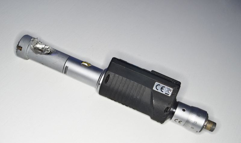 technology, communication, maschinenchrash, qa, usb cable, chrash, adaptation, defect, equipment, weapon, power supply, quality assurance, close-up, measure