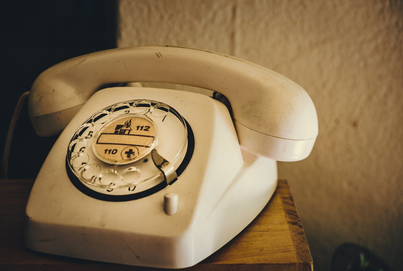 technology, 1080P, single object, landline phone, Phone, high angle view, desk, the past, day, table, no people, white, communicate, old-fashioned, number