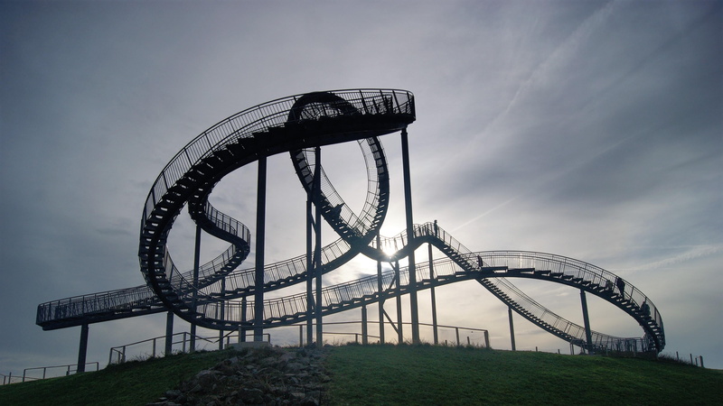 low angle view, day, arts culture and entertainment, built structure, outdoors, nature, amusement park ride, 4K, cloud - sky, magic mountain, alloy, rollercoaster