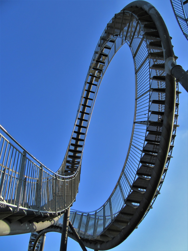famous Place, amusement park, spiral staircase, magic mountain, directly below, day, nature, sunlight, spiral, curve, railing, Tiger, Turtle, 5K, blue