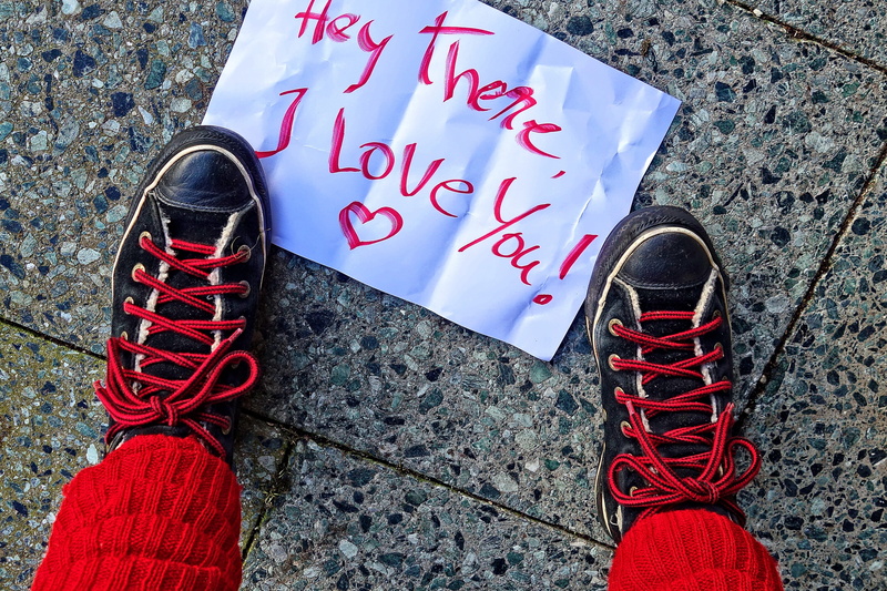 crumpled, 4K, writing, find, shoe, love, human leg, canvas shoe, paper, shoelace, high angle view, text, western script, outdoors, one person, low section