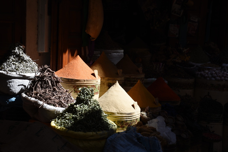 bazaar, arabia, sunlight, sack, plant, 5K, nature, spice cone, choice, spice market, spices, street market, retail display, for sale, variation, market