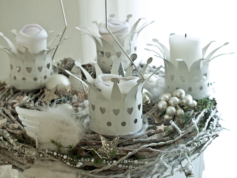 basket, deco, easter, festival, representation, plant, noel, crown, egg, easter egg, white background, advent wreath, holders, white, indoors, holiday