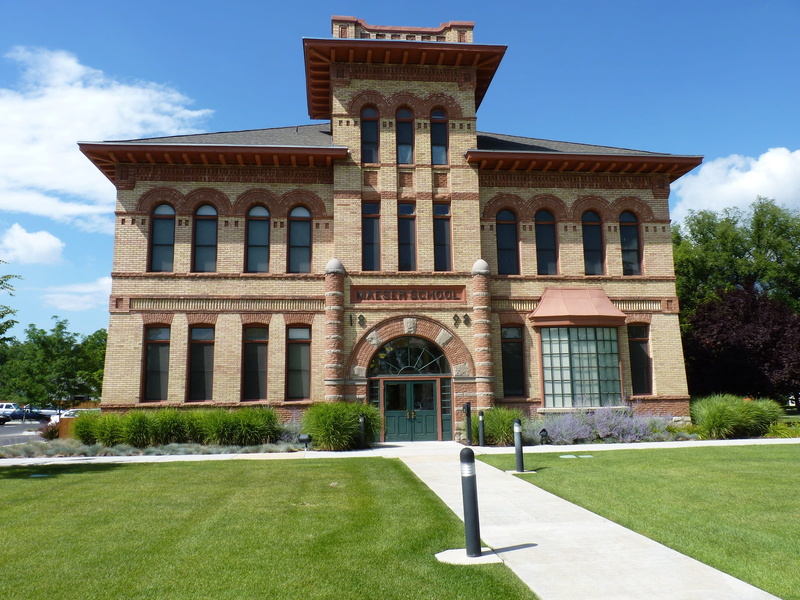 lawn, built structure, Provo, entrance, blue, grass, garden, Utah, day, education, sky, building, utah, no people, tree, 4K, outside, sunlight, building exterior