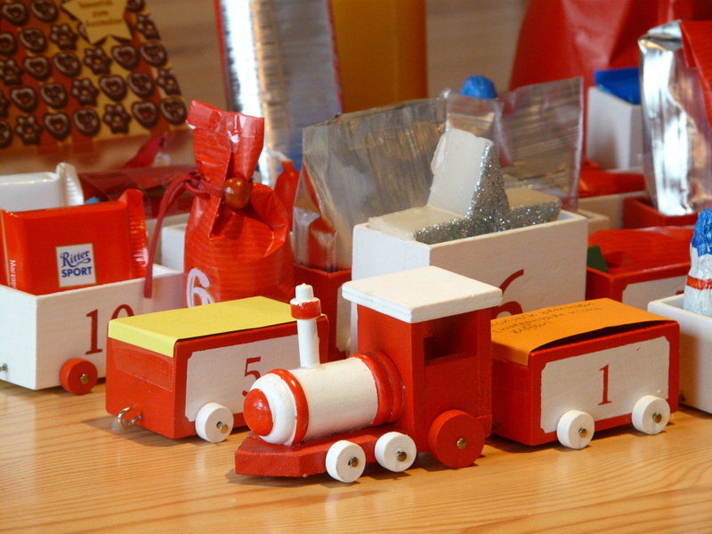 still life, advent calendar, 2K, indoors, medicine, packed, gift, nicholas, red, variation, advent, train, wooden train, toys, holiday, creativity, no people