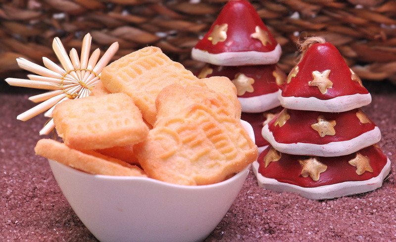 christmas time, several, treat, deco, large group of objects, food and drink, speculaas, white, snack, unhealthy eating, calories, background, ready-to-eat