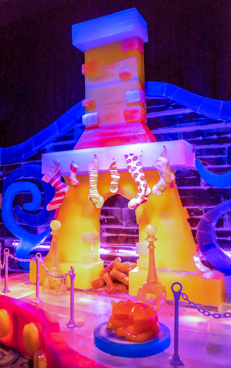 art and craft, winter, spirituality, glowing, sculpture, zing, religion, showcase, male likeness, artist, belief, ice exhibit, ice, creative, exhibition