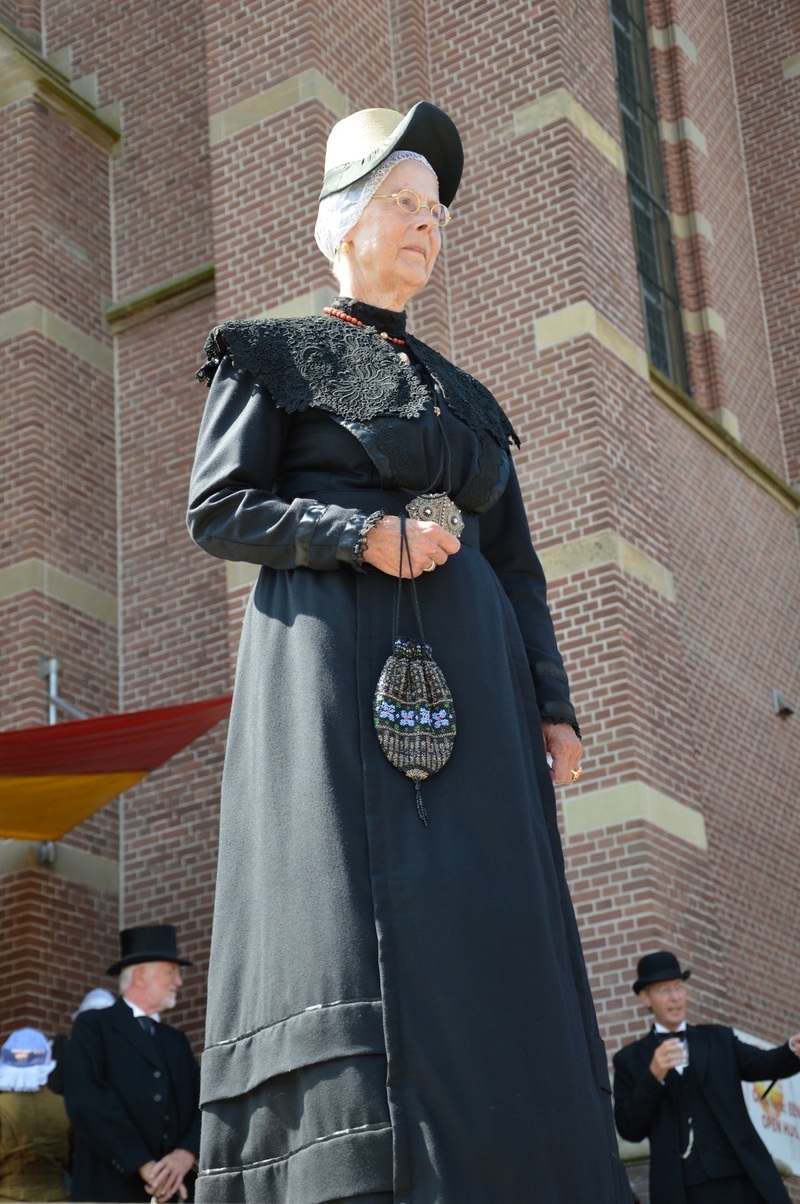 netherlands, heritage, looking away, native, entertainment, tradition, perform, costume, actor, entertainer, performance, adult, europe, building, unique