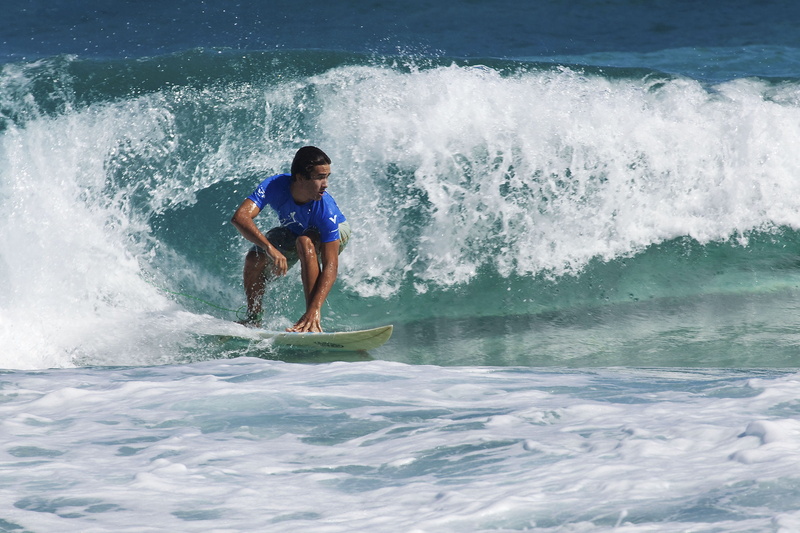 surf, young, power in nature, surfer, real people, foam, sport, day, one person, person, waterfront, beauty in nature, balance, ocean, motion, riding, spray