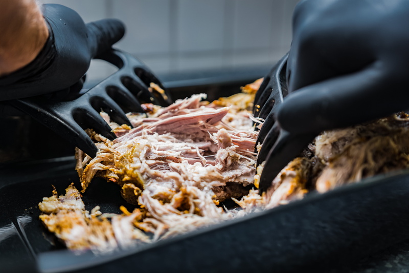 freshness, business, preparing food, gourmet, no people, meat, preparation, indoors, pulled pork, domestic room, restaurant, portion, food, barbecue, tray