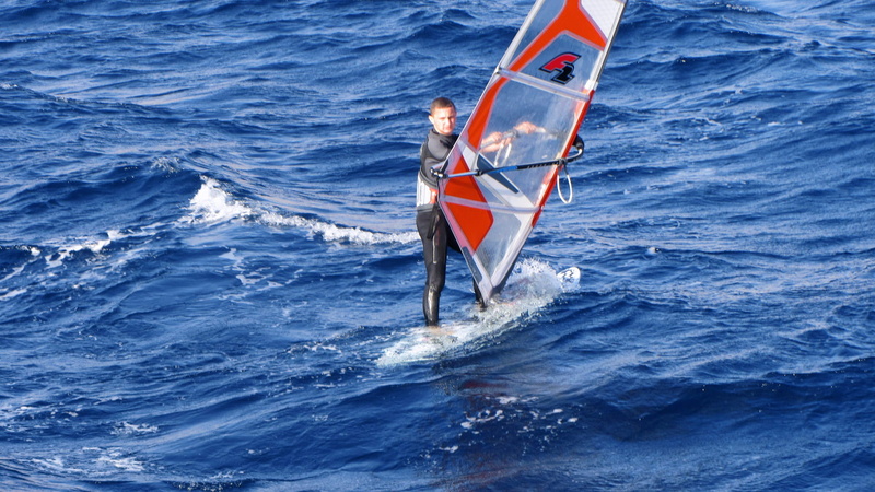 sports, aquatic sport, lifestyles, contrast, acrobatic, nature, maui, wind, transportation, splash, holiday, outdoors, style, windsurf, day, speed, motion