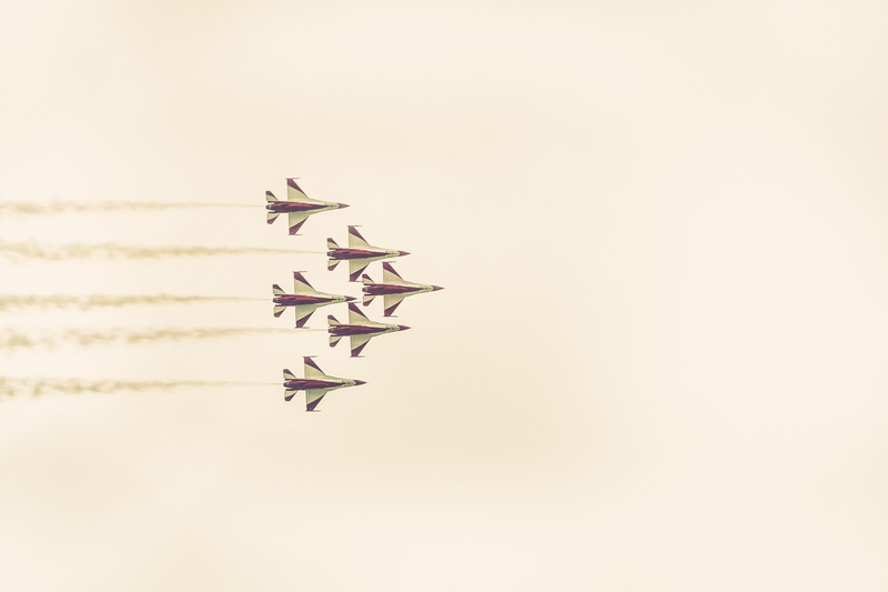sky, smoke - physical structure, on the move, mode of transportation, cooperation, motion, arrangement, singapore, flying, teamwork, speed, order, f-16