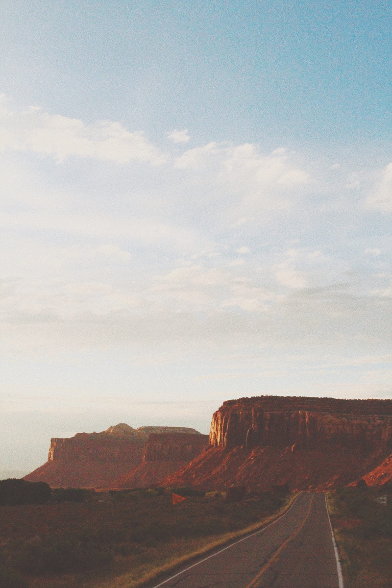 bluff, arid climate, beauty in nature, painting, utah, outdoors, formation, eroded, no people, 4K, physical geography, vacation, hiking, cloud - sky, mesa