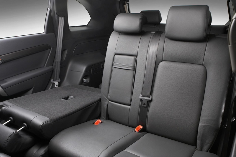 in a row, transportation, window, journey, seat, public transportation, vehicle interior, technology, captiva, indoors, chair, close-up, no people, land vehicle