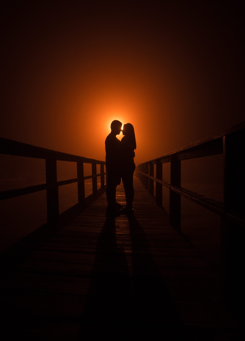 love, real people, full length, sky, orange color, sunset, couple - relationship, nature, connection, togetherness, women, susnet, woman, scenics - nature