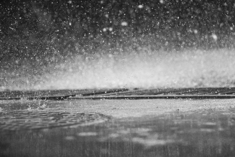 nature, 5K, beauty in nature, selective focus, rain, water, snowing, tranquil scene, no people, sky, tranquility, photography, scenics - nature, greyscale