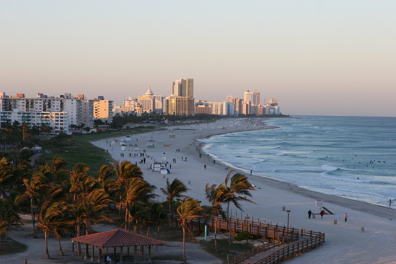 travel, sea, city, miami, land, swimming, building, cityscape, 2K, outdoors, urban skyline, people, beach, tree, architecture, skyscraper, built structure