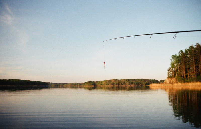 wilderness, sky, freedom, tree, hobby, nature, scenics - nature, outdoors, no people, equipment, freshwater, waterfront, flying, 2K, rod, activity, day