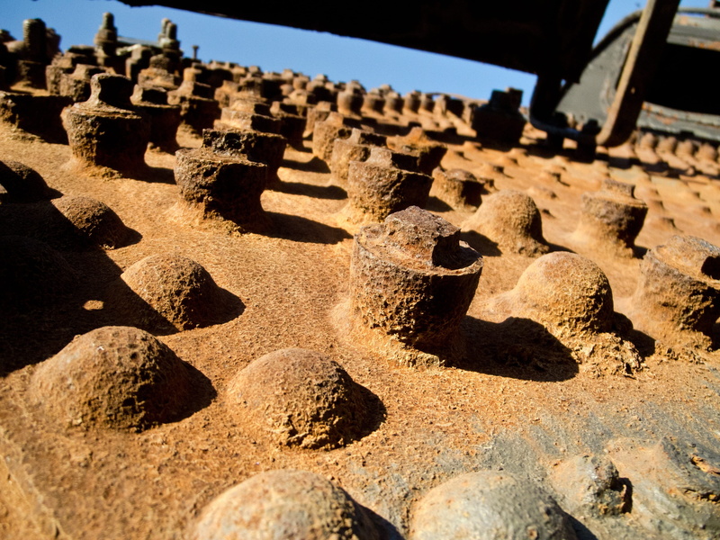 creativity, sunlight, nature, outdoors, 2K, travel, nuts, land, texture, ancient civilization, steam locomotive, exhibit, sandcastle, archaeology, rivets