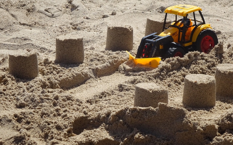 bulldozer, bucket, excavator, tractor, toy, toys, sandcastle, sand pail and shovel, no people, sand, container, childhood, still life, 1080P, creativity