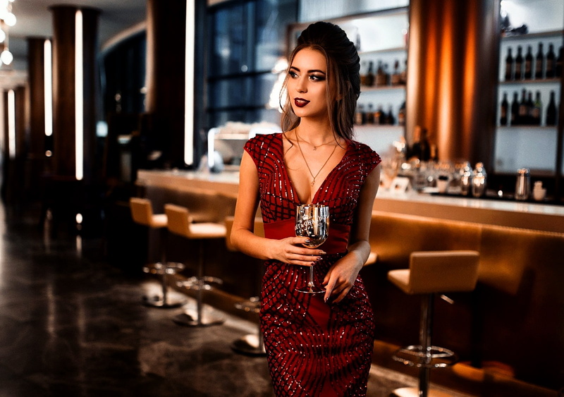 women, drinking glass, necklace, smiling, red lipstick, restaurant, model, brown eyes, lipstick, fashion, long hair, red dress, 720P, glass, red nails