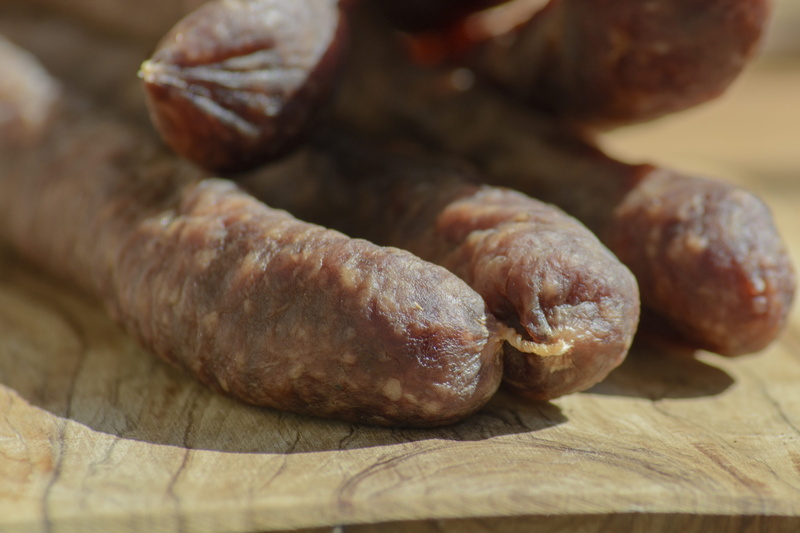 healthy eating, plate, day, sausages, air dried, no people, processed meat, mettwurst, indoors, close-up, raw food, freshness, food and drink, cured meats