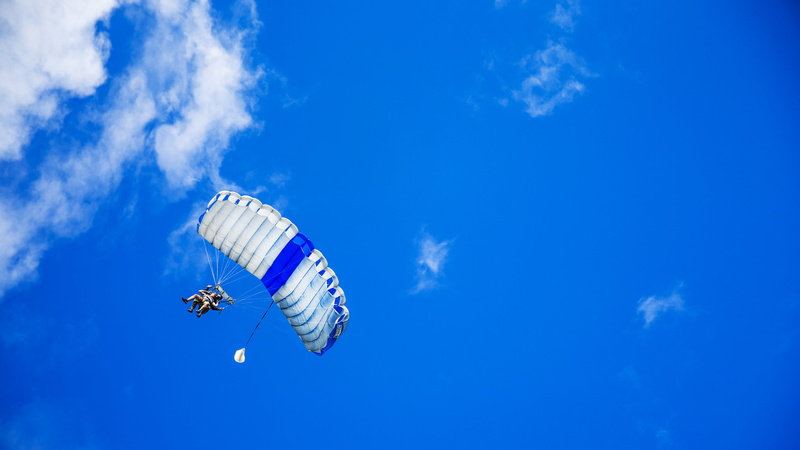 people, freedom, nature, parachute, adventure, mid-air, low angle view, sky, blue sky, transportation, parachutist, extreme sports, sport, 5K, flying