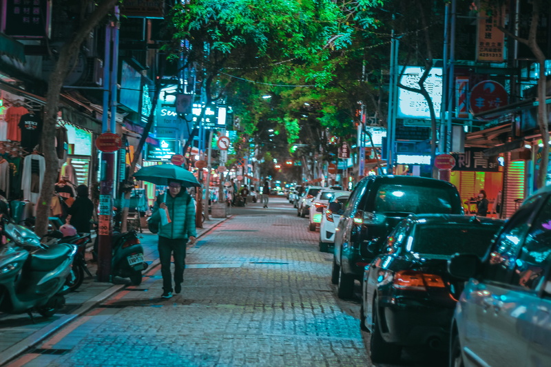 land vehicle, motor vehicle, night, city, transportation, direction, illuminated, building exterior, inspirational, the way forward, 5K, city life, zhongli district