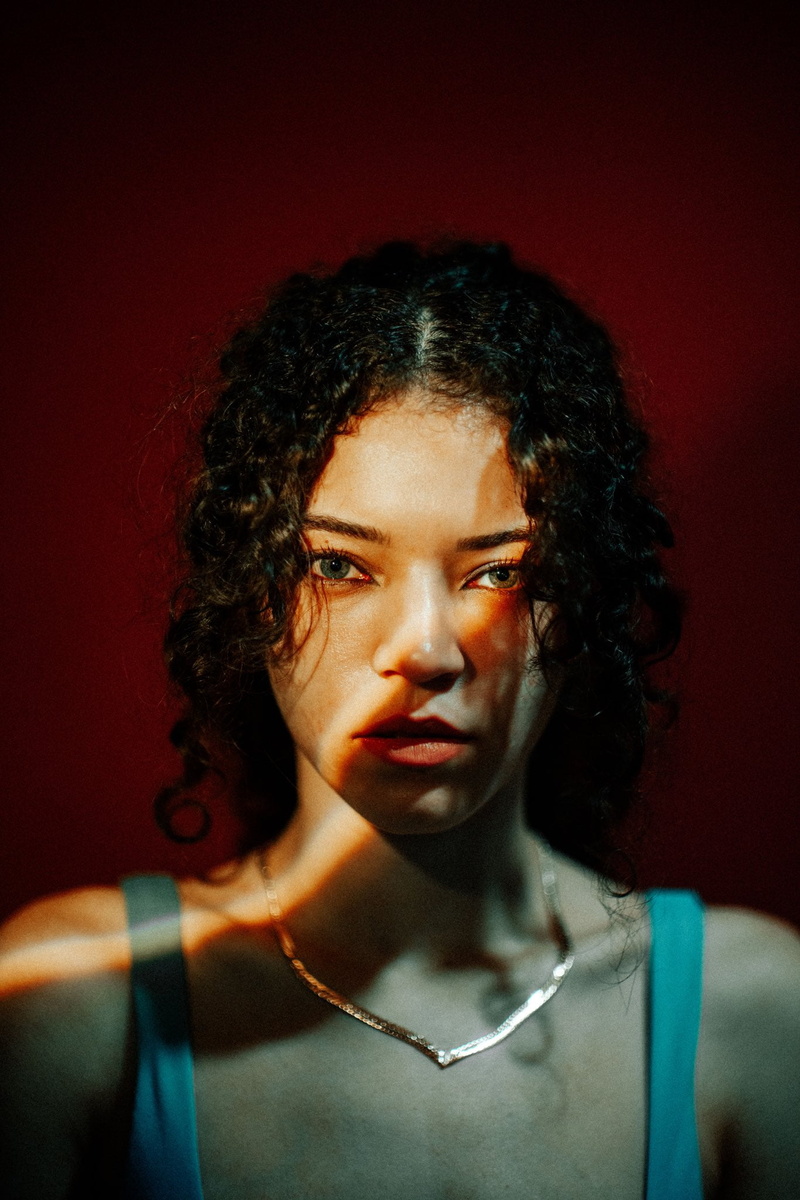 women, Brittany Venti, looking at viewer, 1080P, curly hair