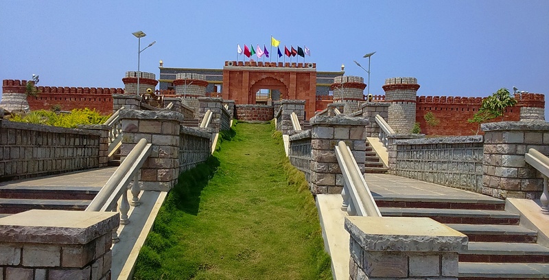 city, saint, flag, poet, bada, outdoors, saint-poet, kannada, karnataka, architecture, travel destinations, building exterior, gate, staircase, ancient