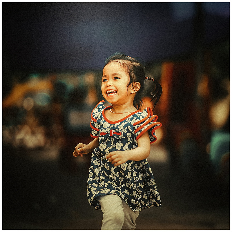 standing, vietnam, women, females, casual clothing, leisure activity, innocence, outdoors, three quarter length, real people, 2K, transfer print, one person