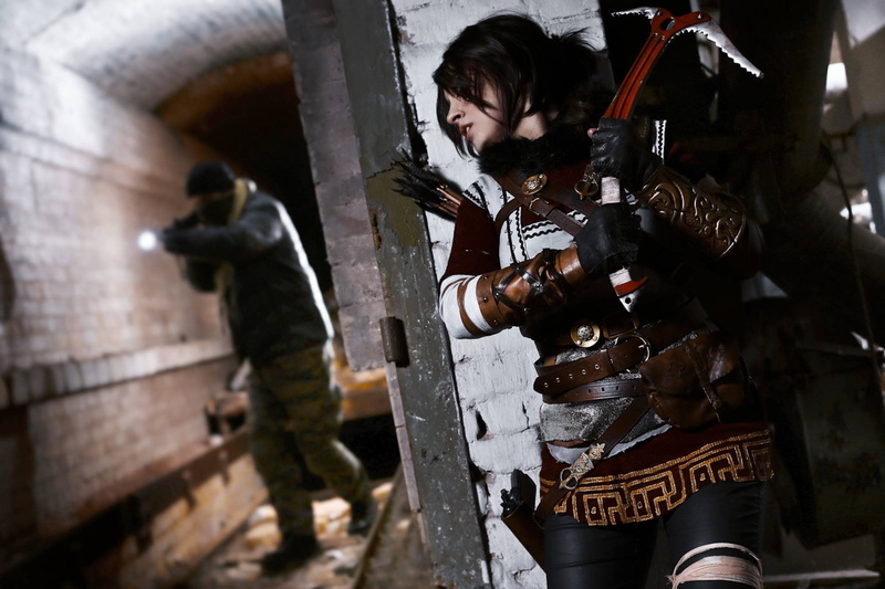brunette, cosplay, woman, girl, 1080P, gun, weapon, arrow, Lara Croft, Tomb Raider, rifle, ice axe
