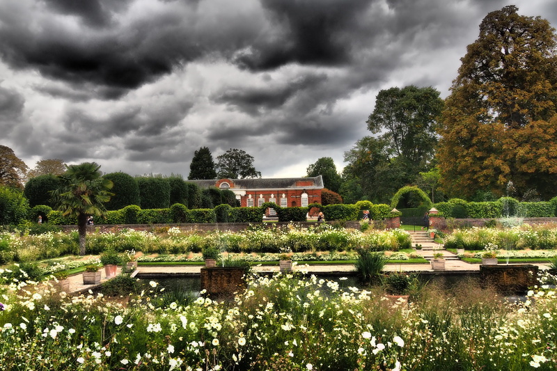 kensington palace, outdoors, lake, london, architecture, reflection, nature, plant, built structure, tree, white garden, building, no people, the garden of diana