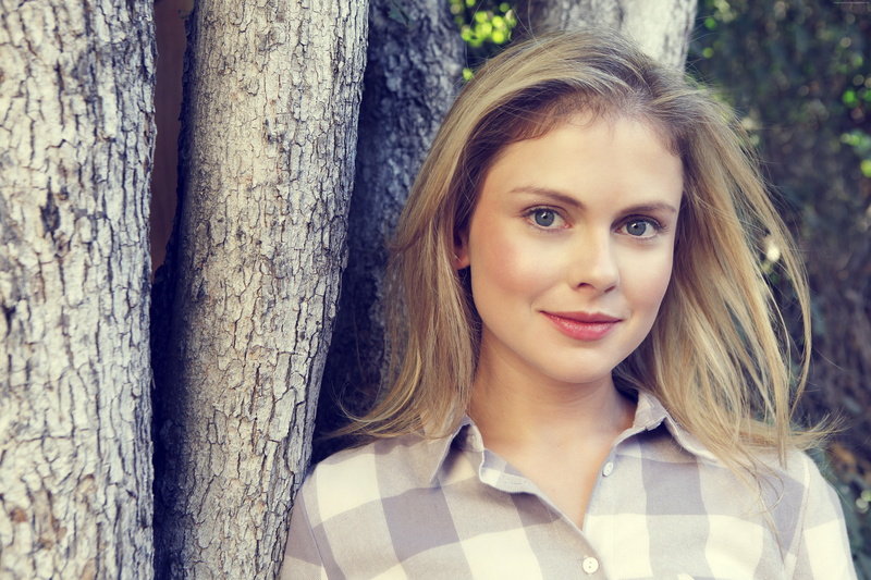 flat, woman, 5K, 5K, checkered, Rose McIver, collar, shirt, gray, New Zealand actress
