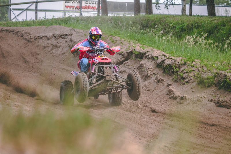 crash helmet, motion, land vehicle, leisure activity, helmet, real people, nature, speedy, gijs wentink, wheel, ride, dust, outdoors, 4K, atv tour, land