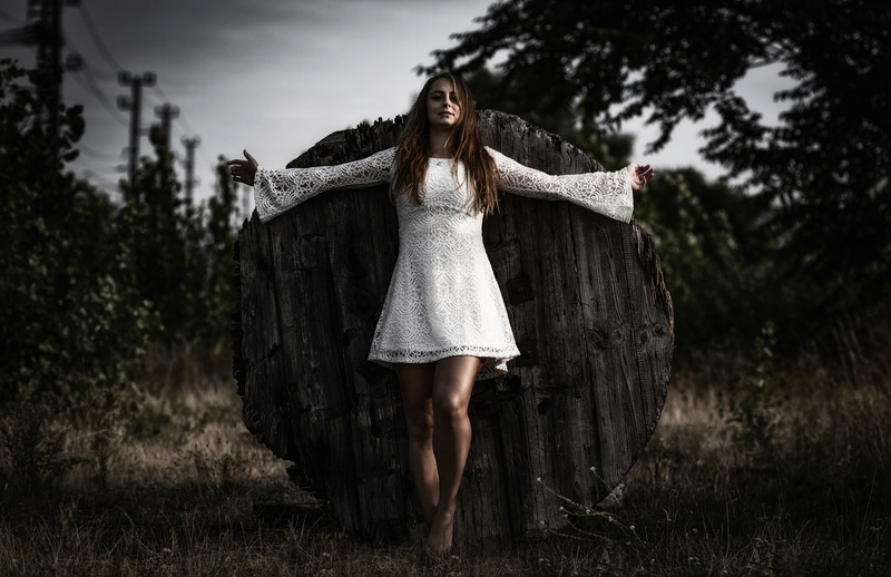 photographer, dress, Matthaeus Anton Schmid, Nina Kummer, legs, girl, Jesus Christ Pose, 1080P