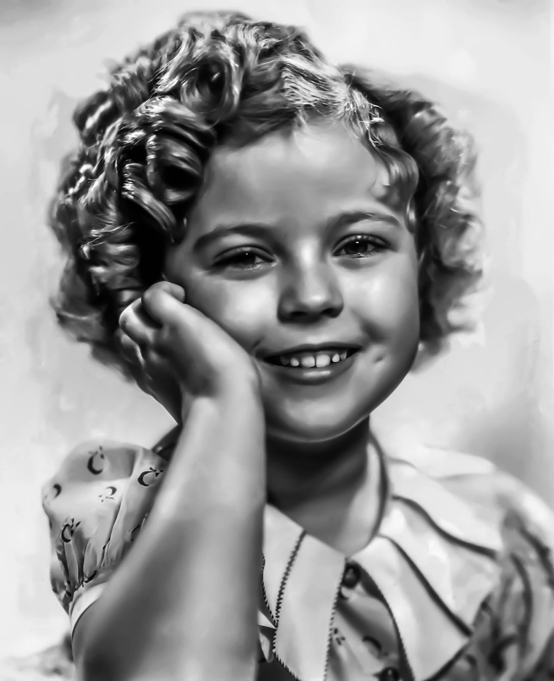 hollywood, females, dancer, girl, hairstyle, lifestyles, happiness, women, film, dressed, looking at camera, smiling, front view, real people, close-up
