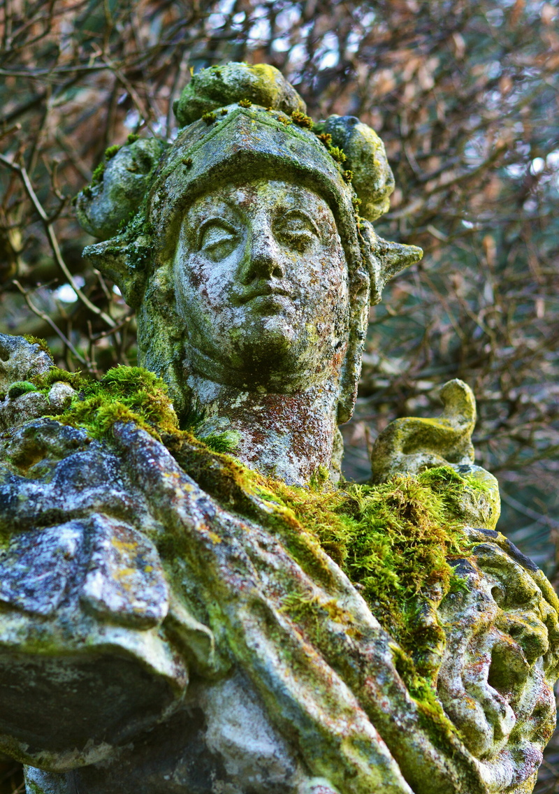 stone sculpture, human representation, belief, male likeness, park, 5K, creativity, art and craft, old, roof, sculpture, close-up, day, angel, focus on foreground