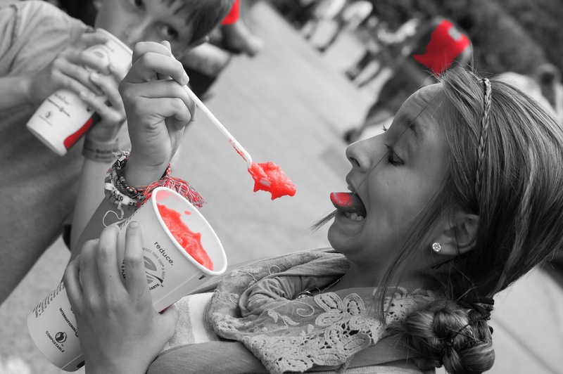 indoors, isolated color, 4K, focus on foreground, hand, lifestyles, childhood, St Louis Zoo, Color, innocence, people, sobert, females, ice cream, women
