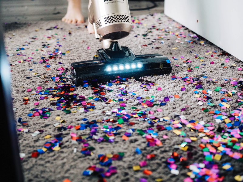 large group of objects, grey, dirt, cleaning, pink, indoors, low section, carpet, party, purple, mop, aftermath, people, 4K, black, table, selective focus