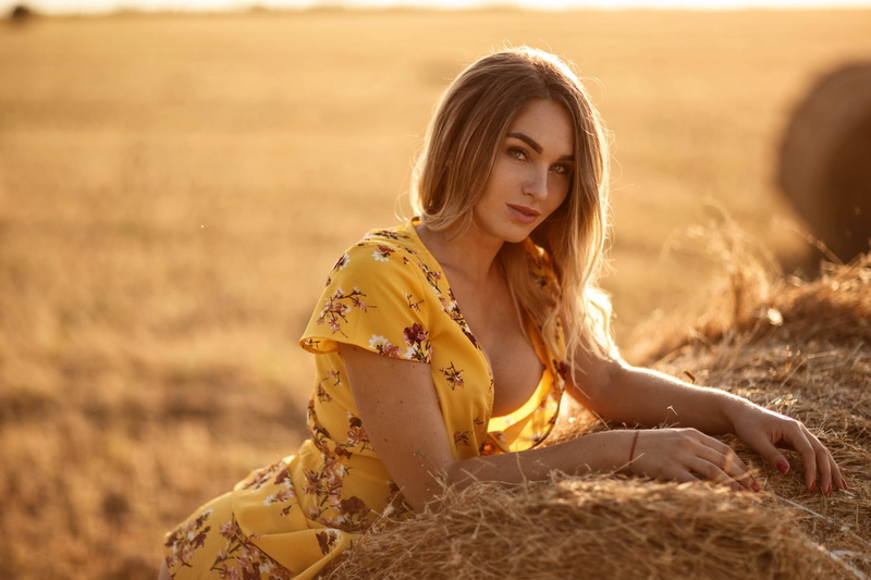 field, MOP, hay, in yellow, model, bokeh, nature, beauty, 1080P, portrait, blonde, look, posing, the sun, hairstyle, Sergey Sorokin, dress, makeup