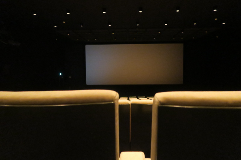 5K, spotlight, indoors, cinema, film industry, absence, film, screen, stage - performance space, bio, copy space, interior, movie, nightlife, lighting equipment