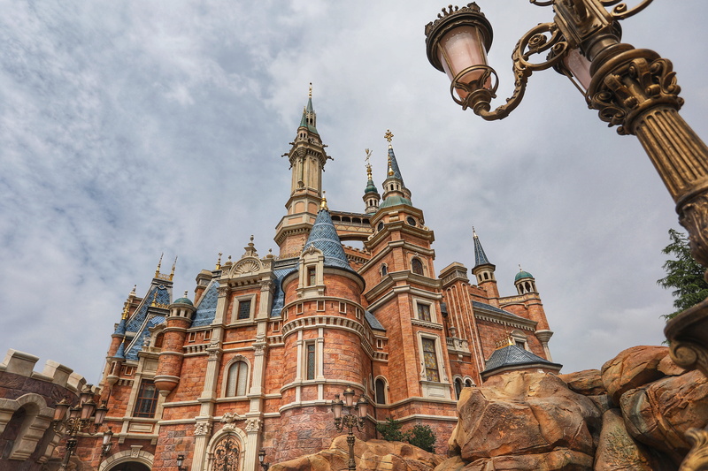 cloud - sky, religion, china, spirituality, building exterior, no people, famous, outdoors, the past, downtown, bavaria, history, place, palace, tower