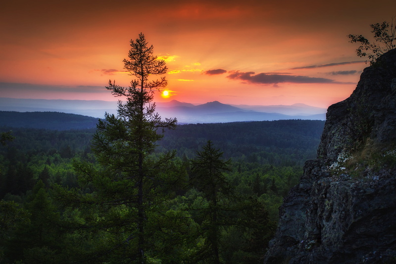 Ural-Tau, the sun, Paul Sahaidak, the sky, sunset, clouds, rocks, nature, trees, 1080P, the evening