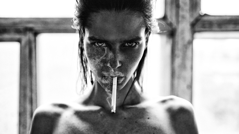 women, Aleksey Trifonov, cigarettes, face, smoking, monochrome, 720P