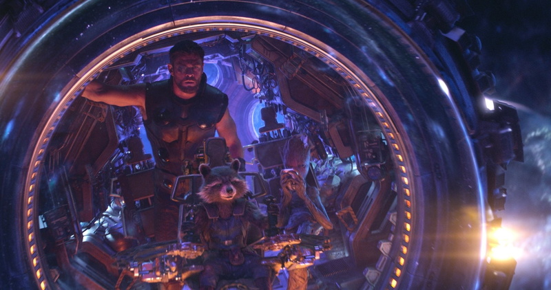 adult, Thor, occupation, Rocket Raccoon, Avengers: Infinity War, technology, equipment, machinery, indoors, men, Chris Hemsworth, Guardians of the Galaxy