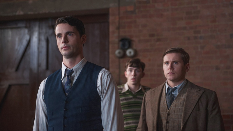businessman, adult, corporate business, males, well-dressed, the imitation game, business person, confidence, looking at camera, focus on foreground, togetherness